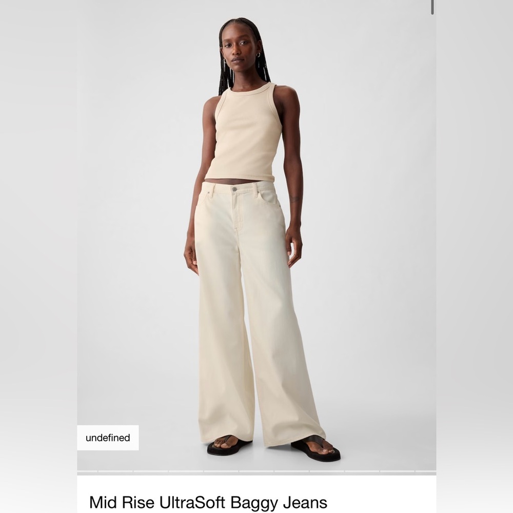 Gap Baggy Mid Rise Ecru Jeans